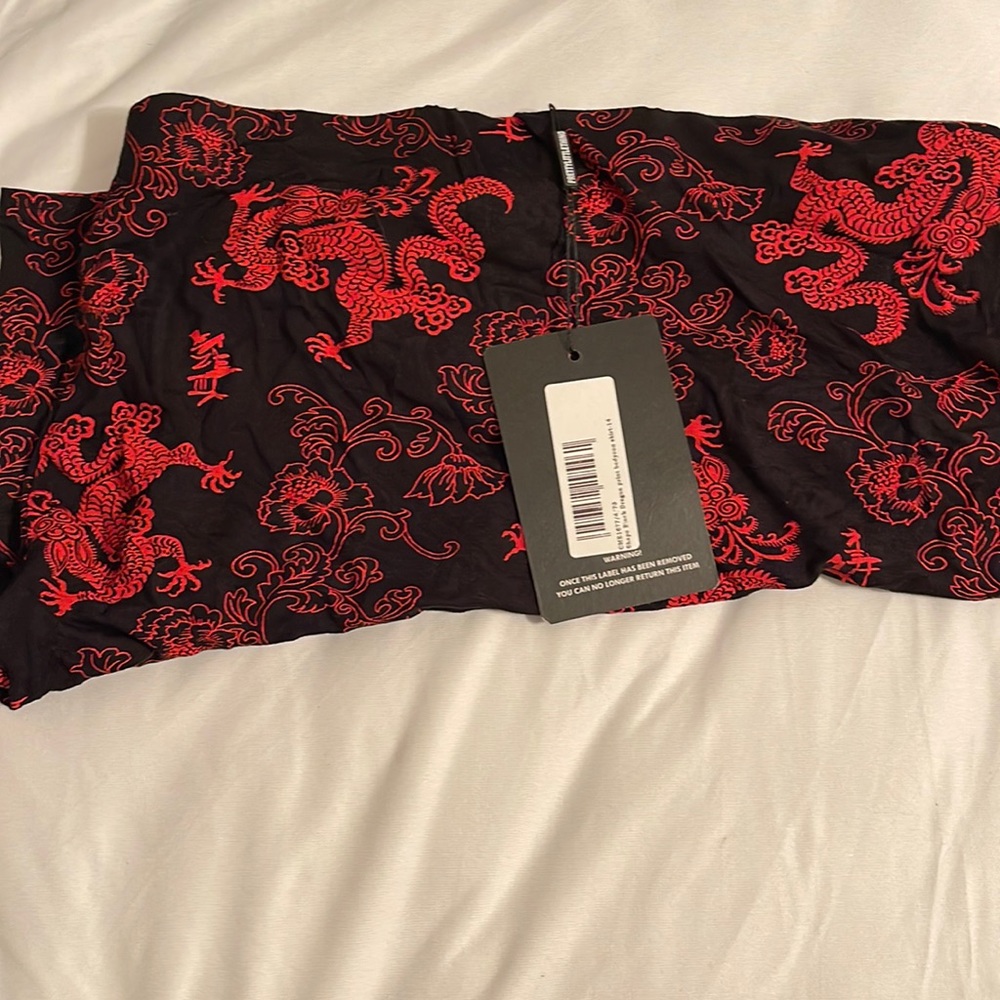 Pretty Little Thing Red + Black Dragon Printed Two Piece